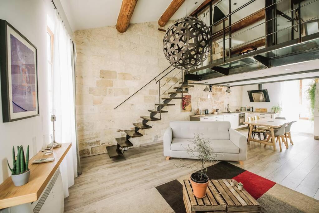 Duplex Climatise Centre Ancien 7Min A Pied Du Palais 6 Couchages Apartment Avignon Exterior photo
